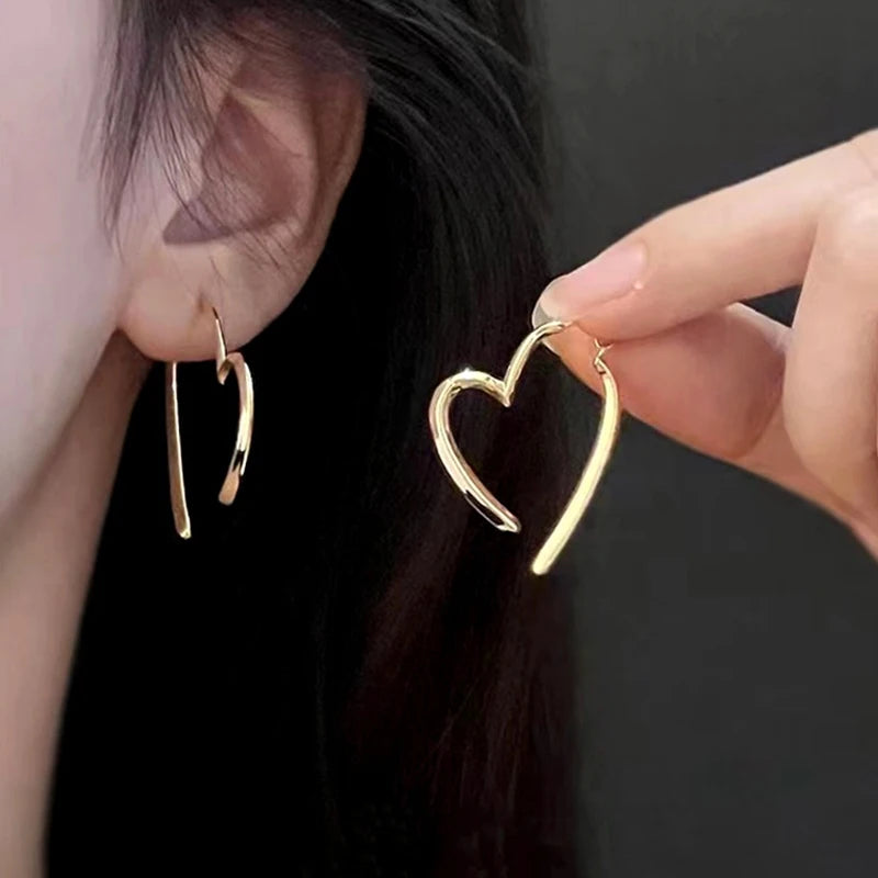Boucles d’oreilles pendantes cœur — élégantes, fines et romantique
