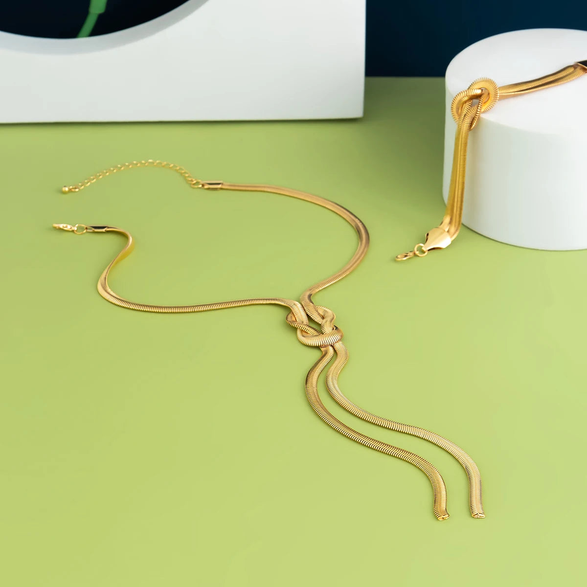 Parure 2 pièces — collier serpent torsadé & bracelet assorti, acier doré élégant